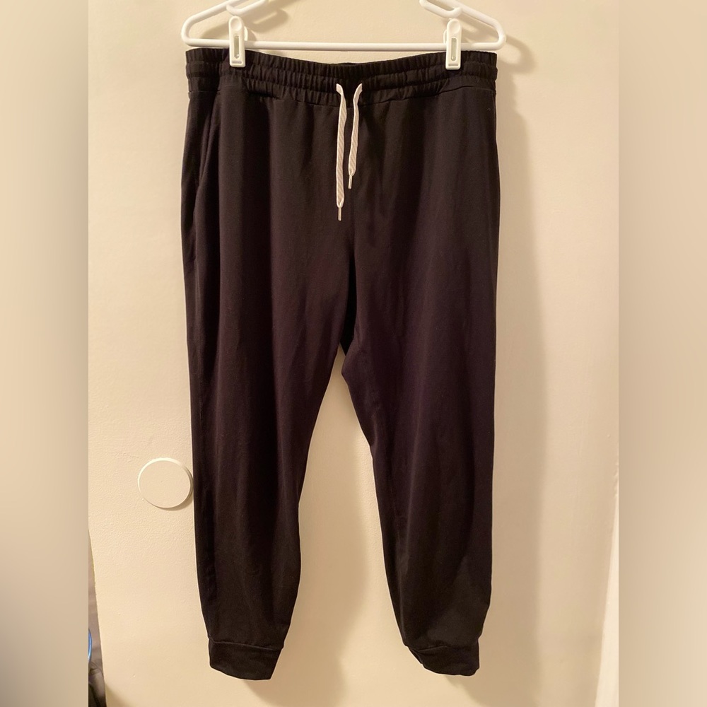 Women’s Vuori Performance Joggers